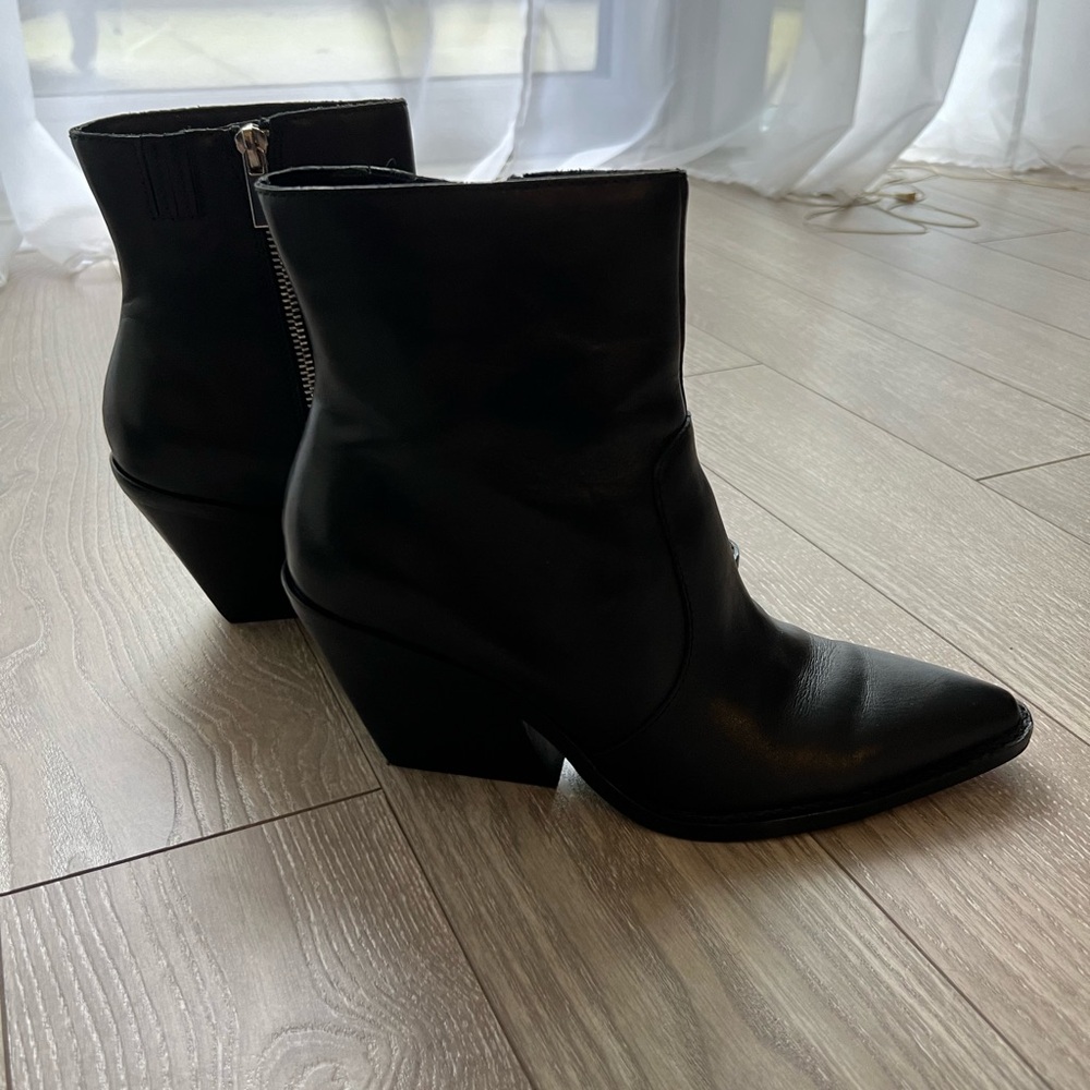 Dolce Vita Volli Boot | black